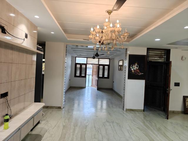 Flat for rent in Deri