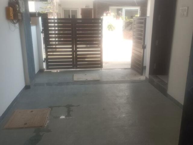 House for rent in Madya