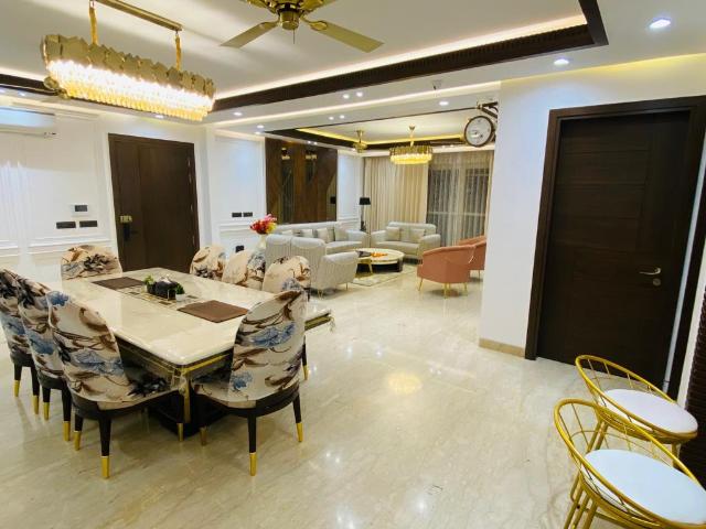 Property for rent in Deri