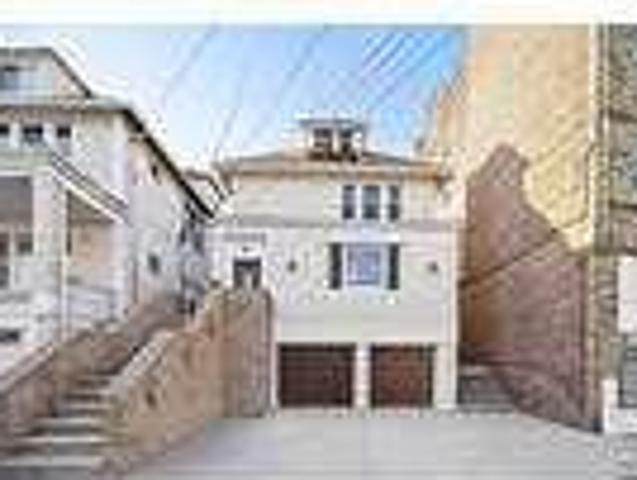 House for rent in Cliffside Park, New Jersey