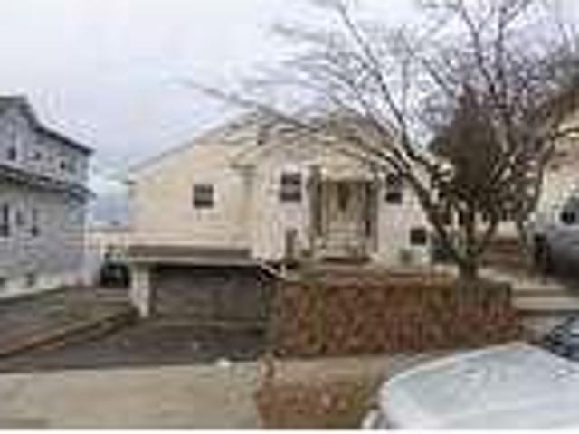 House for rent in Framingham