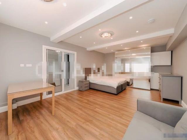 Apartment for rent in Hendon Central, Greater London