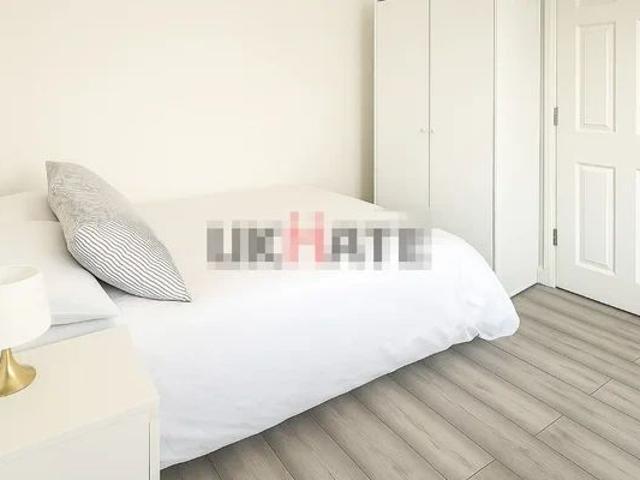 Room for rent in Royal Borough of Kingston upon Thames, Greater London