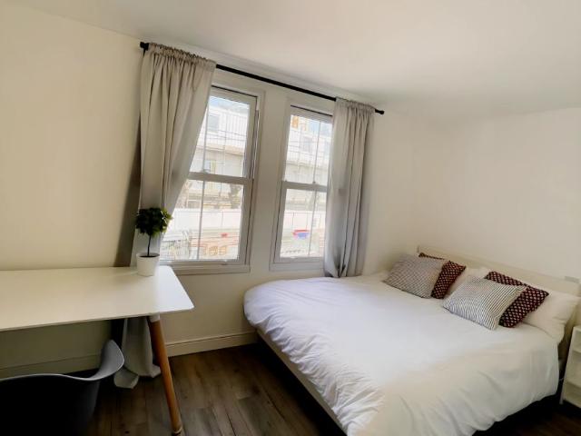 Room for rent in Royal Borough of Kingston upon Thames, Greater London