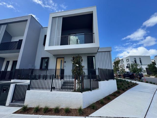 House for rent in Edmondson Park, Sydney