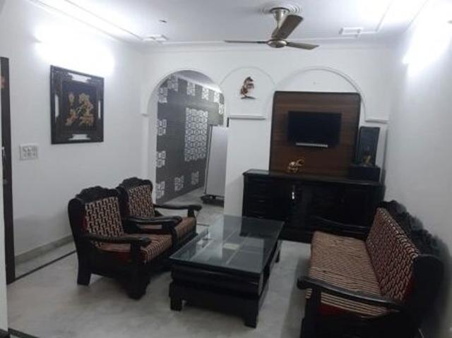 Property for rent in Deri