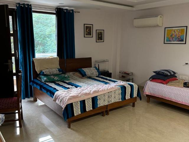 Property for rent in Hariana