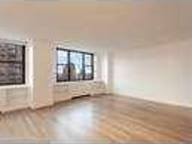 House for rent in Manhattan, Riley County