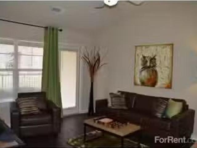 Condo for rent in Columbia