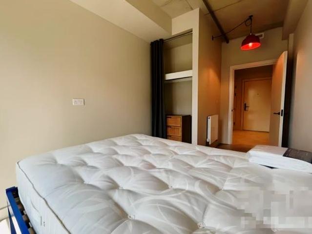 Room for rent in Greater London