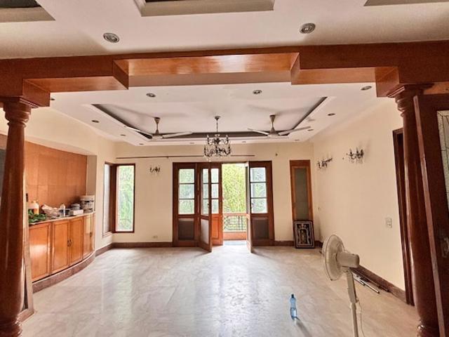 Property for sale in Deri