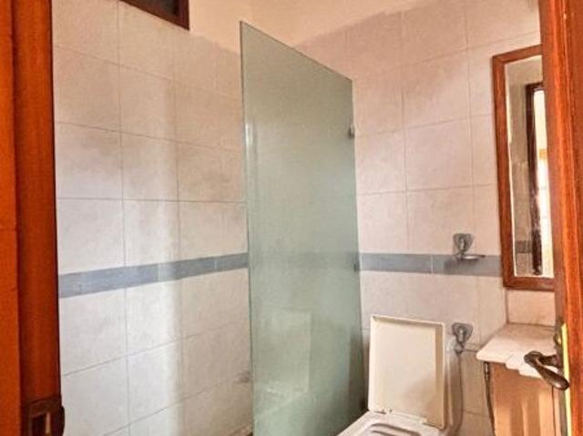 Property for rent in Deri