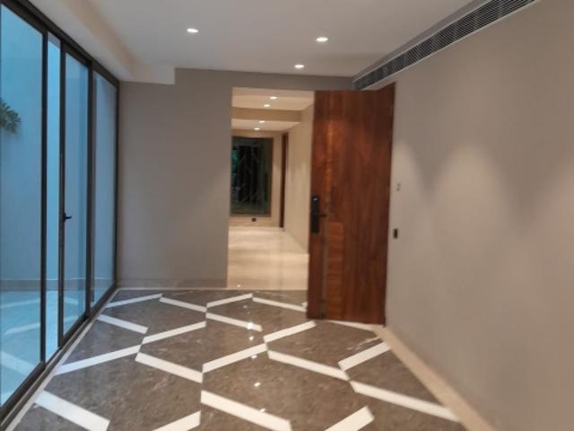 Villa for sale in Deri