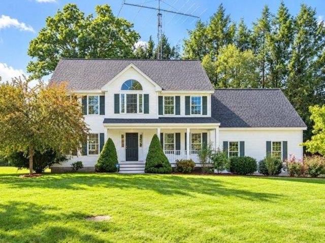 House for sale in Village of Nagog Woods, Acton