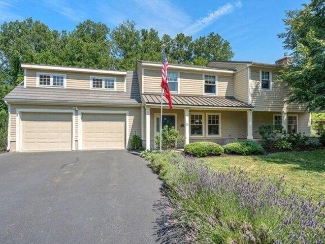 House for sale in Hampden, Massachusetts