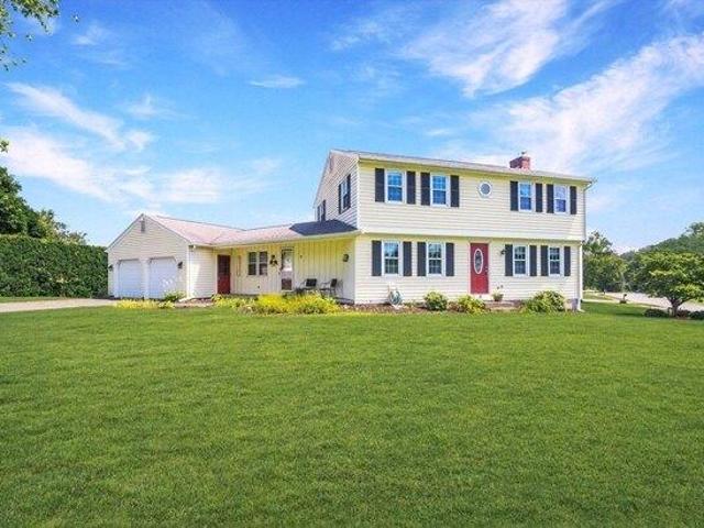 House for sale in Hampden, Massachusetts