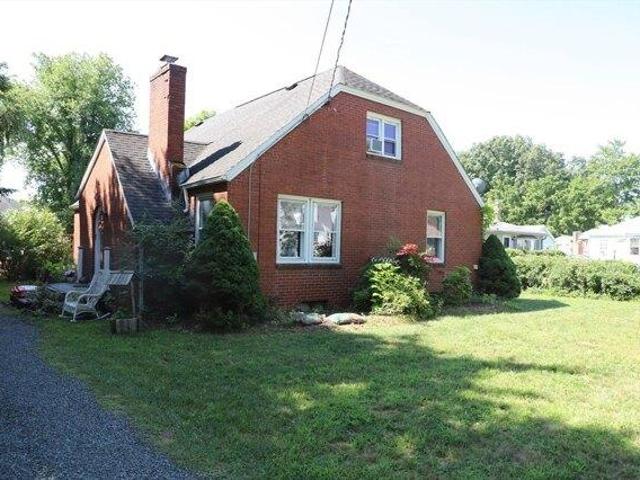 House for sale in Hampden, Massachusetts
