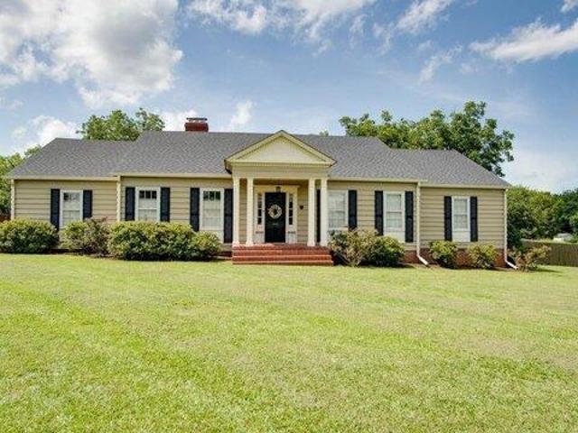 House for sale in Albertville, Alabama