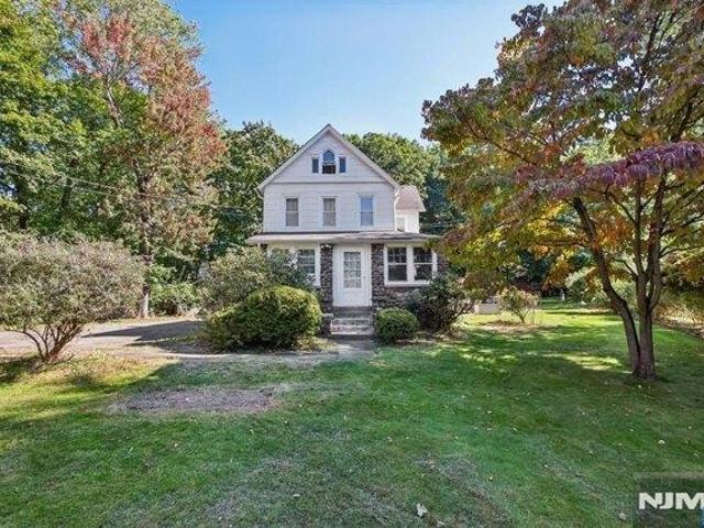 House for sale in Allendale, Bergen County