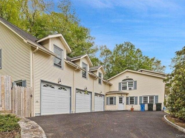 House for sale in Amawalk, New York