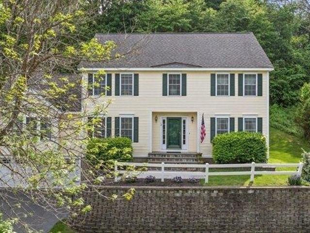 House for sale in Amesbury, Massachusetts