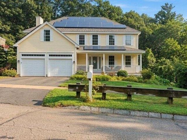 House for sale in Amesbury, Massachusetts