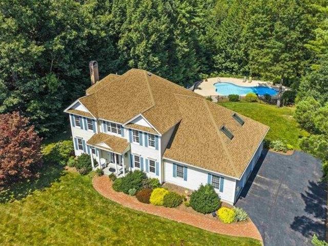 House for sale in New Hampshire