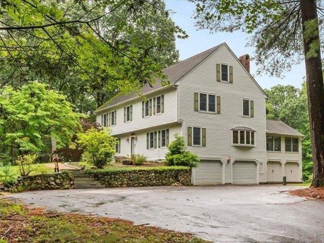 House for sale in New Hampshire