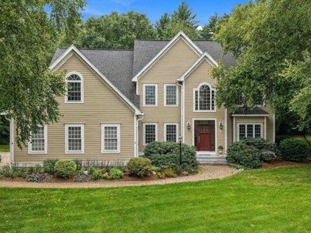 House for sale in New Hampshire