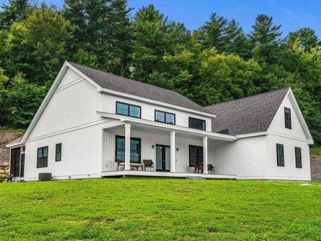 House for sale in New Hampshire