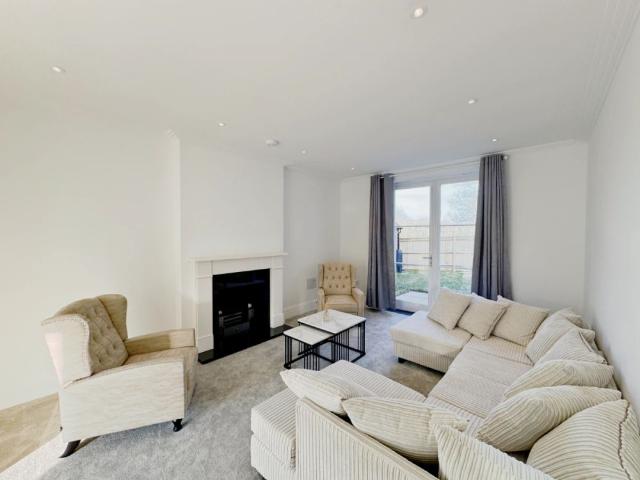Apartment for rent in Cockfosters, Greater London