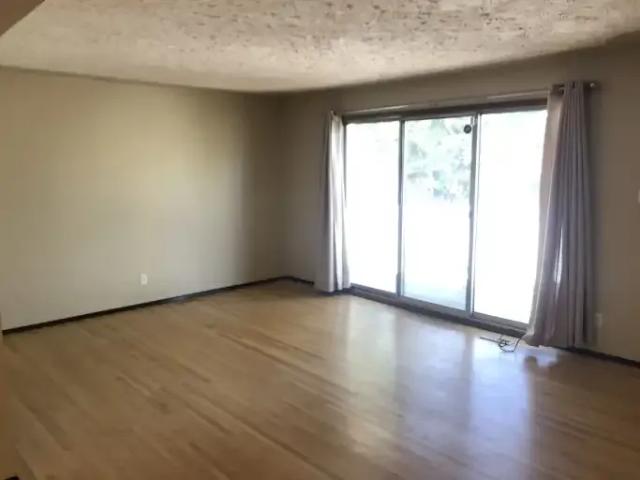 Apartment for rent in Northwest, Alberta