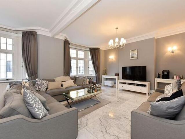 Apartment for sale in East Marylebone, Marylebone