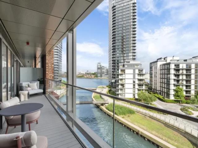 Apartment for sale in Chelsea Waterfront, Greater London