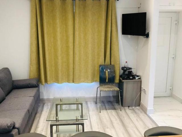 Apartment to rent in Bluebell, North Tipperary