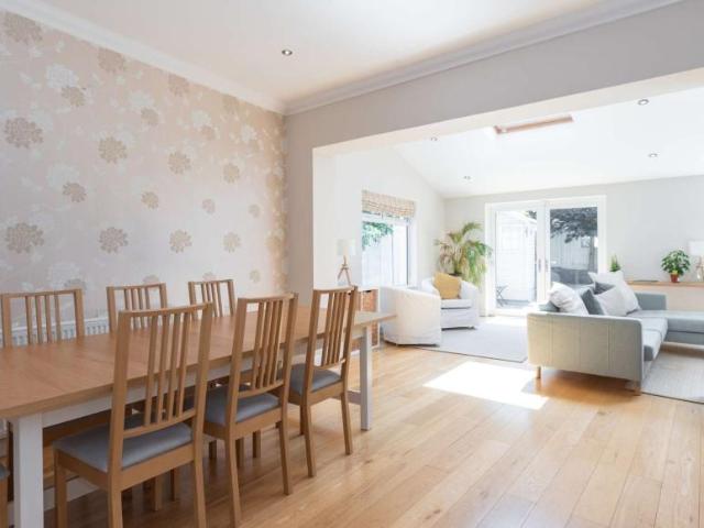 Apartment to rent in Bluebell, North Tipperary