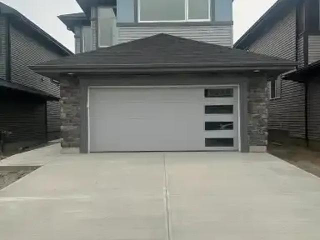 Apartment for rent in Wedgewood, Alberta