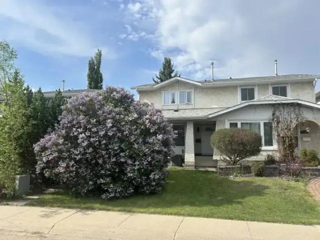Apartment for rent in Wedgewood, Alberta