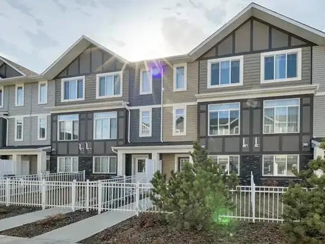 Apartment for rent in Wedgewood, Alberta