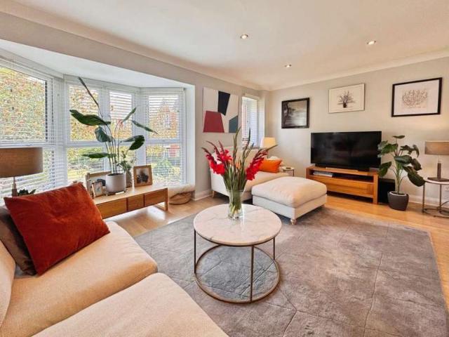 Apartment for sale in Salford Quays, Salford