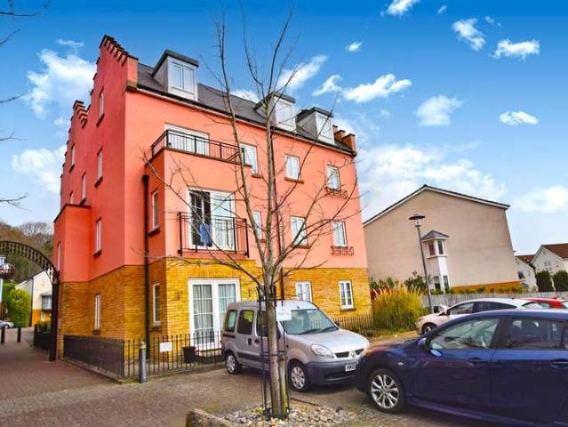 Apartment for sale in Woodhill, Portishead