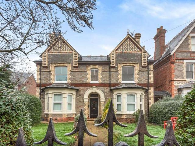 Apartment for sale in Whitley, Reading