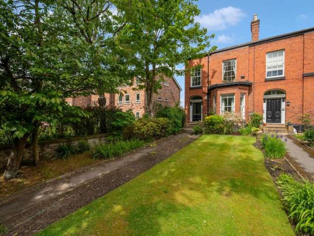 Apartment for sale in Timperley, Trafford Park