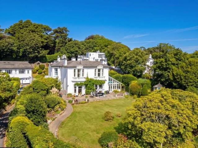Apartment for sale in Babbacombe
