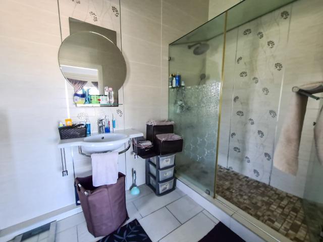 Apartment for sale in Seaview, Kwazulu-natal