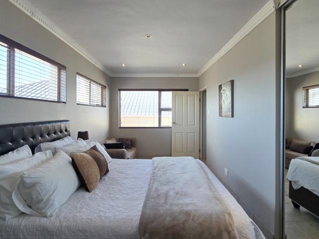 Apartment for sale in Amathole District Municipality, Eastern Cape