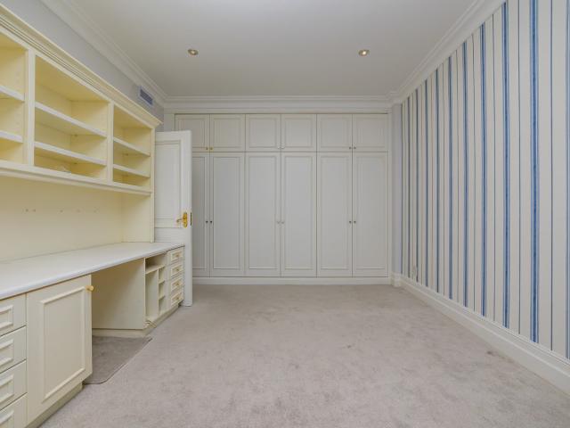 Apartment for sale in Morningside, Seaview