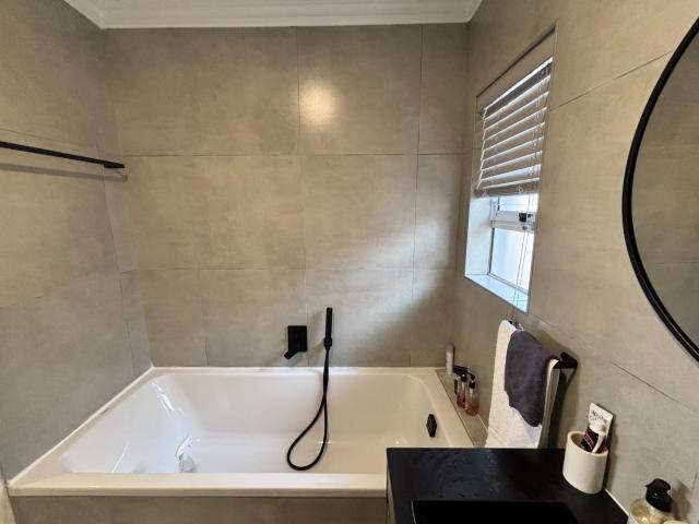 Apartment for rent in Princess Grant, Kwazulu-natal