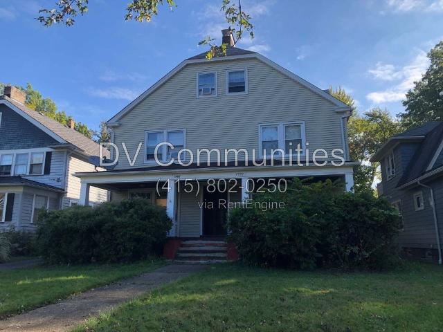 Apartment for rent in Crestwood, Cleveland Heights