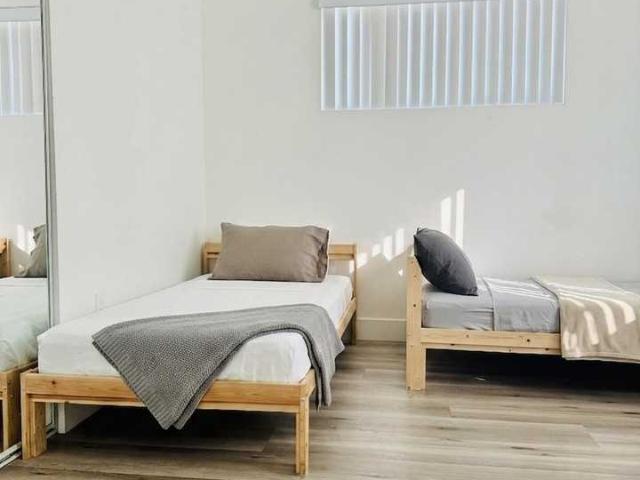 Apartment for rent in Canoga Park, California